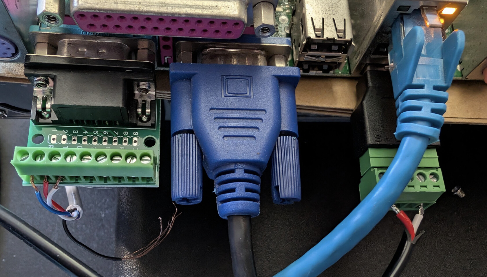 USB and RS232 connections - note no GND to RS232 for the time being